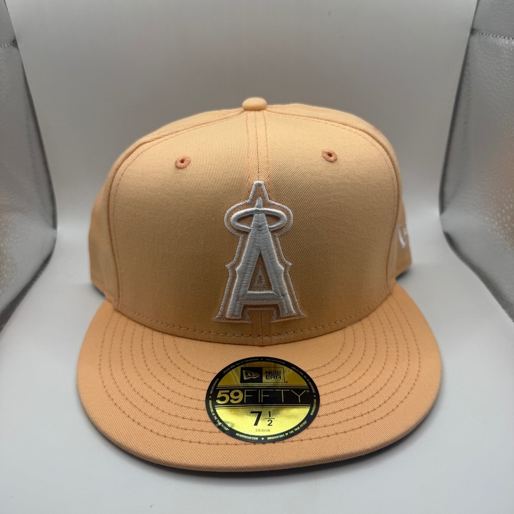 New Eraβ 59FIFTY Los Angeles Angels Fitted Hat 7 1/2 Peach MLB Baseball Cap